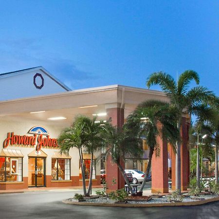 Howard Johnson By Wyndham Ft. Myers Fl Fort Myers Eksteriør billede
