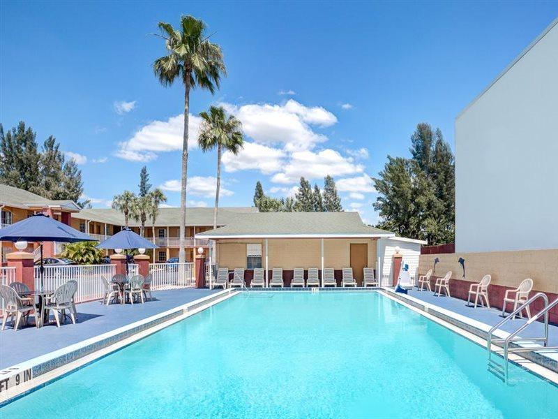 Howard Johnson By Wyndham Ft. Myers Fl Fort Myers Eksteriør billede